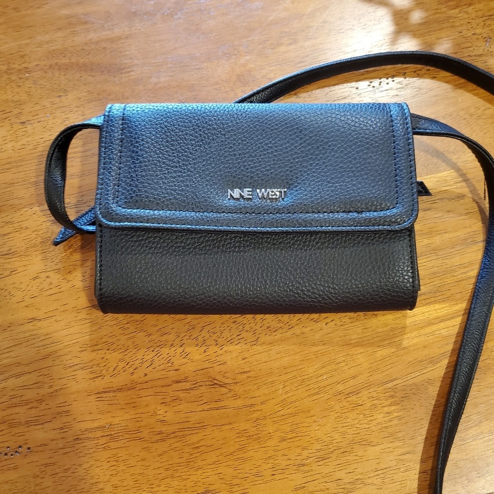 Nine West mini crossbody